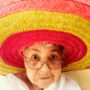 Sombreiro em senhora mexicana